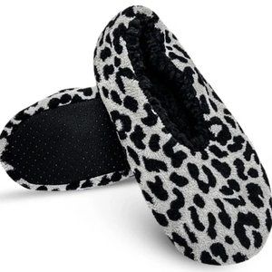 9x ISAAC MIZRAHI Women's Leopard (Grey/Black), Animal Print Fuzzy Slipper. [NWT]